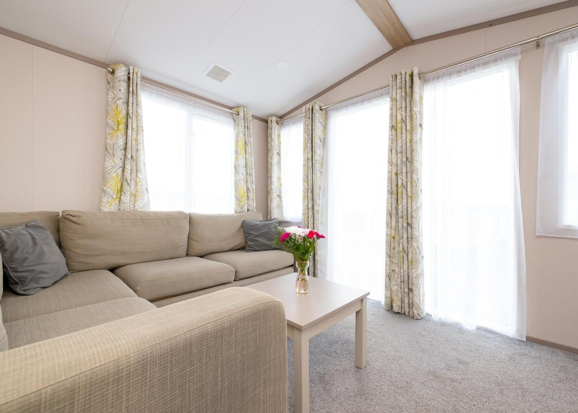 Tencreek Looe Room photo
